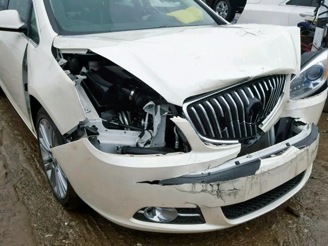 1G4PS5SK9D4117218 - 2013 BUICK VERANO WHITE photo 9