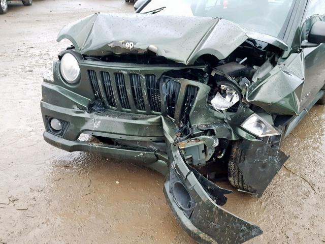 1J8FF47W38D579685 - 2008 JEEP COMPASS SP GREEN photo 9