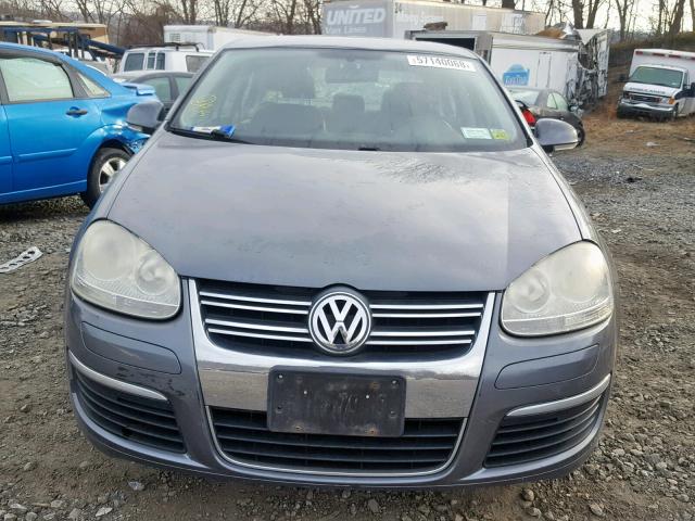 3VWDG71K27M040333 - 2007 VOLKSWAGEN JETTA 2.5 GRAY photo 9