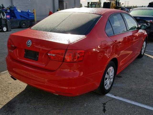3VW2K7AJ4EM235053 - 2014 VOLKSWAGEN JETTA BASE RED photo 4