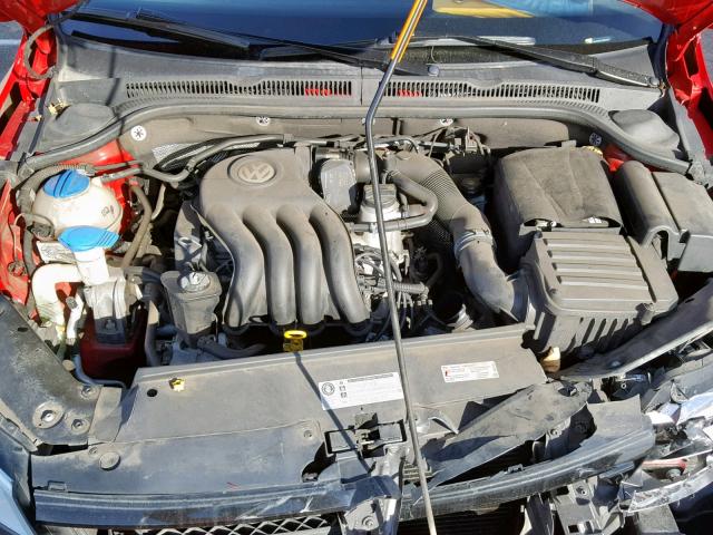 3VW2K7AJ4EM235053 - 2014 VOLKSWAGEN JETTA BASE RED photo 7