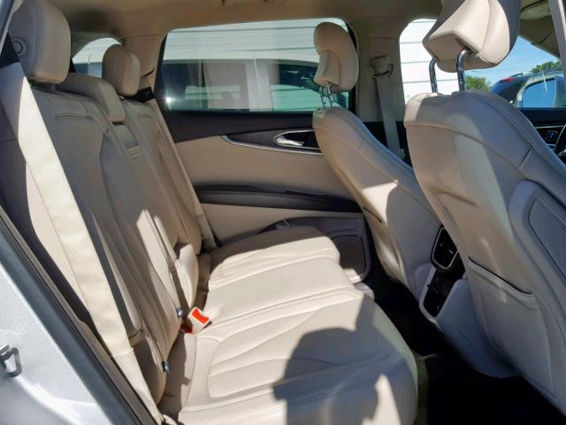 2LMPJ6LRXGBL68123 - 2016 LINCOLN MKX RESERV SILVER photo 6