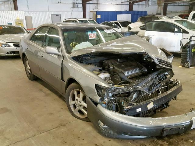 JT8BF28GX10332614 - 2001 LEXUS ES 300 SILVER photo 1