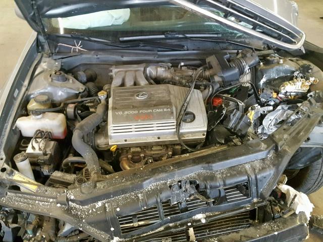 JT8BF28GX10332614 - 2001 LEXUS ES 300 SILVER photo 7