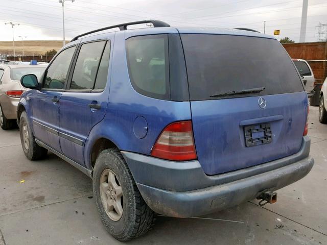 4JGAB54E0WA005862 - 1998 MERCEDES-BENZ ML 320 BLUE photo 3