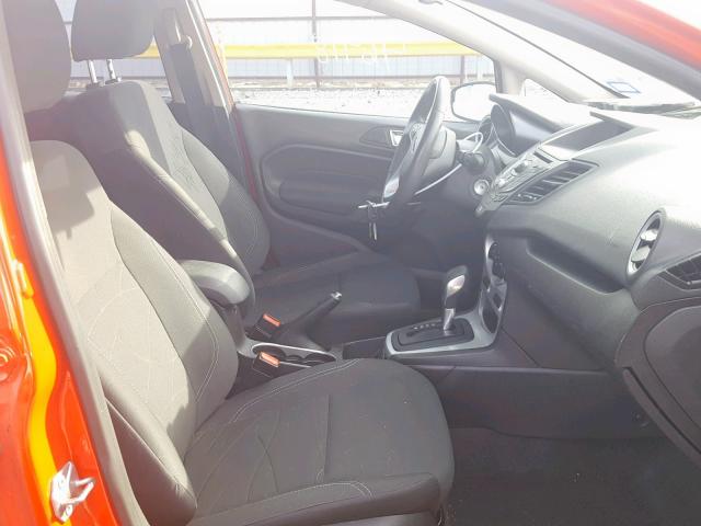 3FADP4BJ7FM110601 - 2015 FORD FIESTA SE RED photo 5