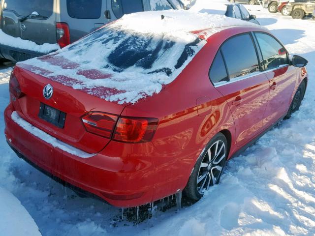 3VW567AJ8CM382006 - 2012 VOLKSWAGEN JETTA GLI RED photo 4