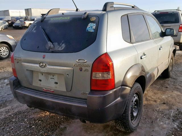 KM8JM72D35U163951 - 2005 HYUNDAI TUCSON GL GREEN photo 4