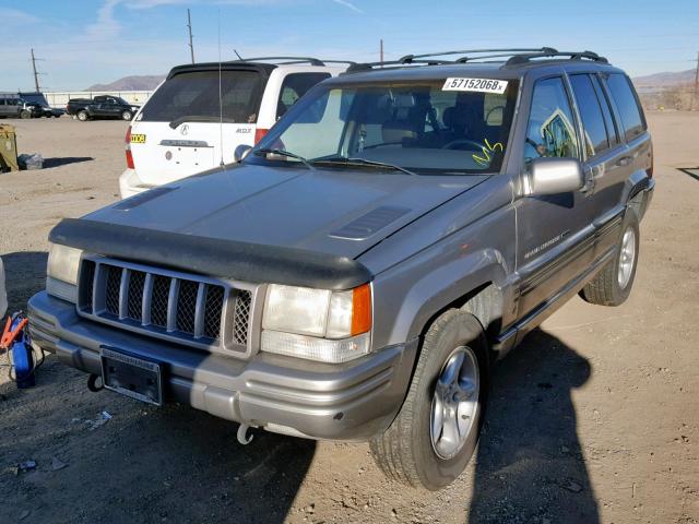 1J4GZ88Z1WC183092 - 1998 JEEP GRAND CHER SILVER photo 2