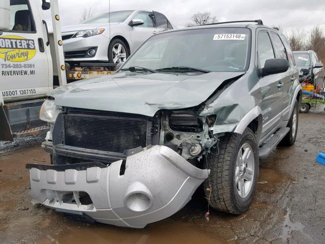 1FMCU95H16KD03902 - 2006 FORD ESCAPE HEV SILVER photo 2