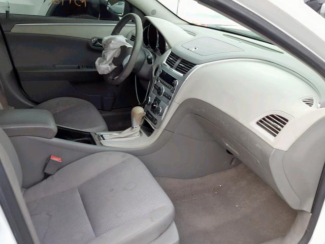 1G1ZB5E00CF190030 - 2012 CHEVROLET MALIBU LS WHITE photo 5