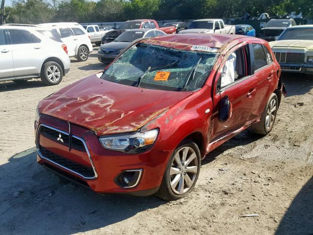 4A4AP3AU0FE061923 - 2015 MITSUBISHI OUTLANDER RED photo 2