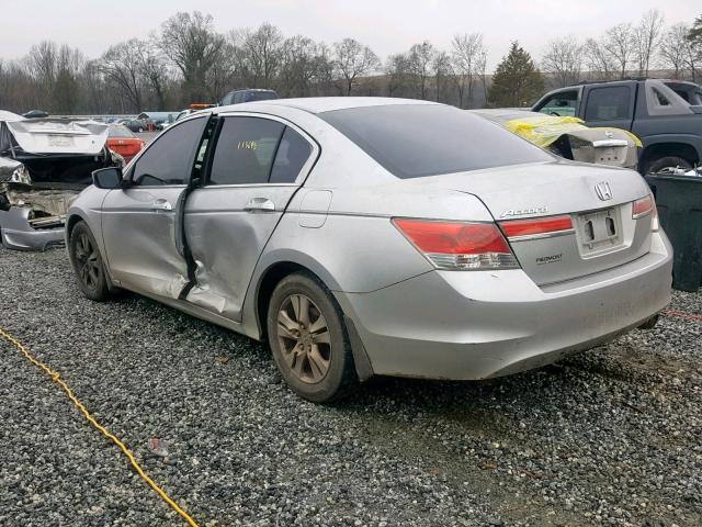 1HGCP2F47CA018381 - 2012 HONDA ACCORD LXP SILVER photo 3