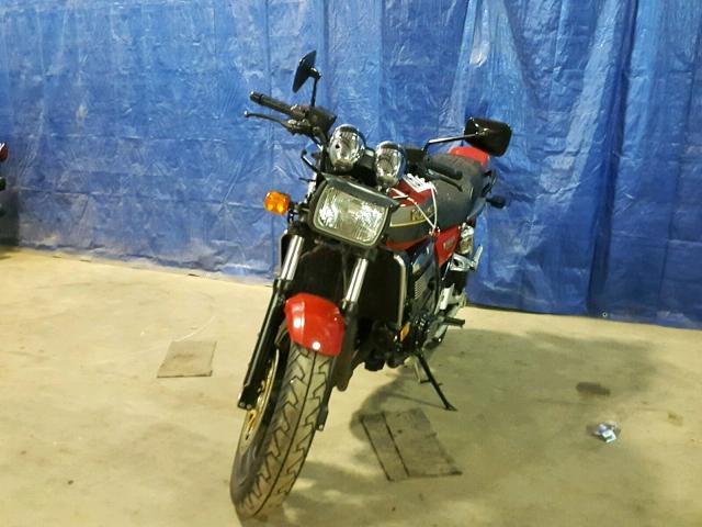 JKAZRBC18YA038685 - 2000 KAWASAKI ZR1100 C RED photo 2