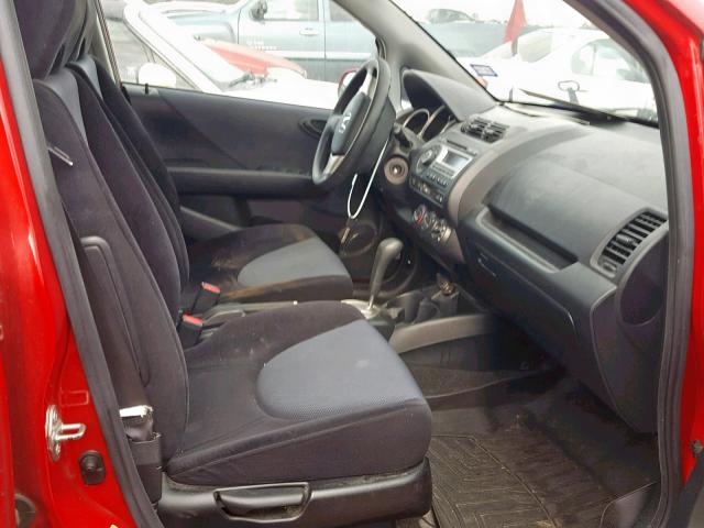 JHMGD38438S070053 - 2008 HONDA FIT RED photo 5