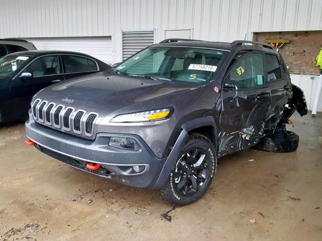 1C4PJMBX0JD600413 - 2018 JEEP CHEROKEE T GRAY photo 2