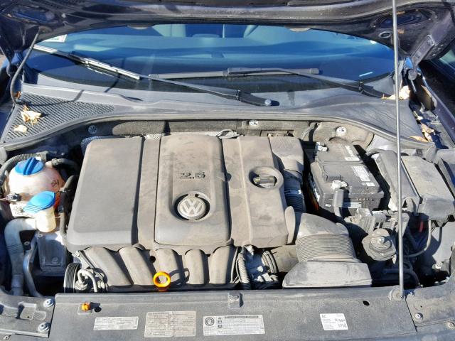 1VWAP7A3XCC037624 - 2012 VOLKSWAGEN PASSAT S BLUE photo 7