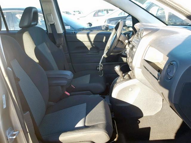 1J4FT47BX9D226966 - 2009 JEEP COMPASS SP ვერცხლისფერი ფოტო 5