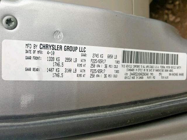 2A4RR5DX9AR290340 - 2010 CHRYSLER TOWN & COU SILVER photo 10