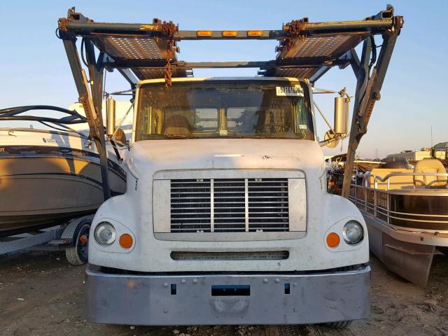 1FVXTWEB6YHG13375 - 2000 FREIGHTLINER MED CONV F WHITE photo 9