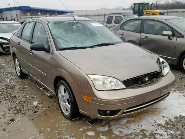 1FAFP34N35W268984 - 2005 FORD FOCUS ZX4 BROWN photo 1