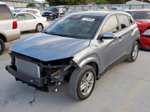 KM8K12AA9JU147674 - 2018 HYUNDAI KONA SE GRAY photo 2