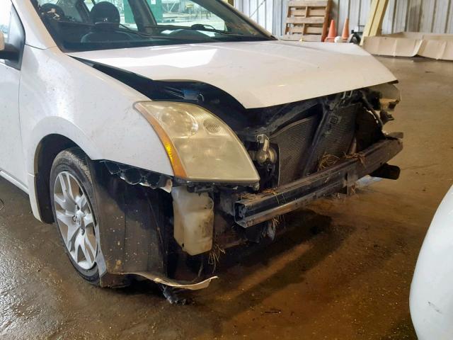 3N1AB61E28L678665 - 2008 NISSAN SENTRA 2.0 WHITE photo 9