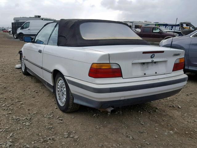 WBABK5329REC83169 - 1994 BMW 318 IC WHITE photo 3