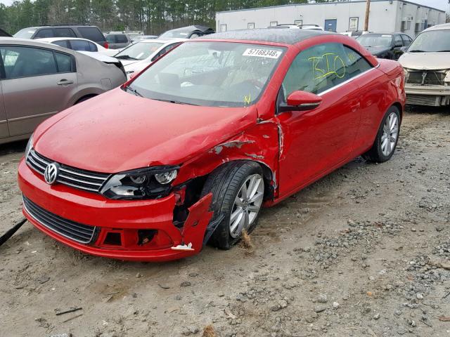 WVWBW8AH1EV002148 - 2014 VOLKSWAGEN EOS KOMFOR RED photo 2