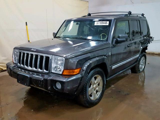 1J8HG58N46C138877 - 2006 JEEP COMMANDER GRAY photo 2