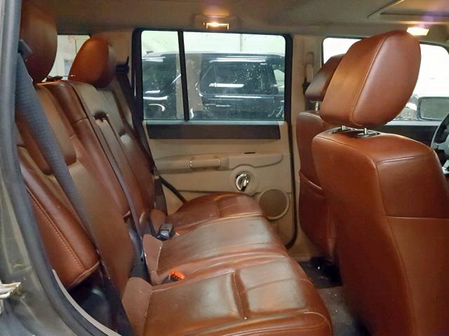 1J8HG58N46C138877 - 2006 JEEP COMMANDER GRAY photo 6