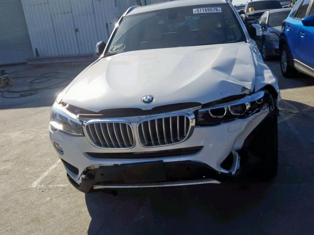 5UXWX9C56G0D66008 - 2016 BMW X3 XDRIVE2 WHITE photo 9