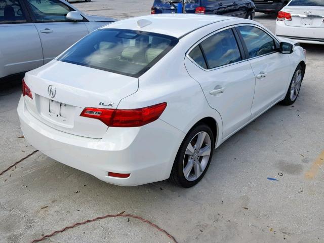 19VDE1F7XDE005936 - 2013 ACURA ILX 20 TEC WHITE photo 4