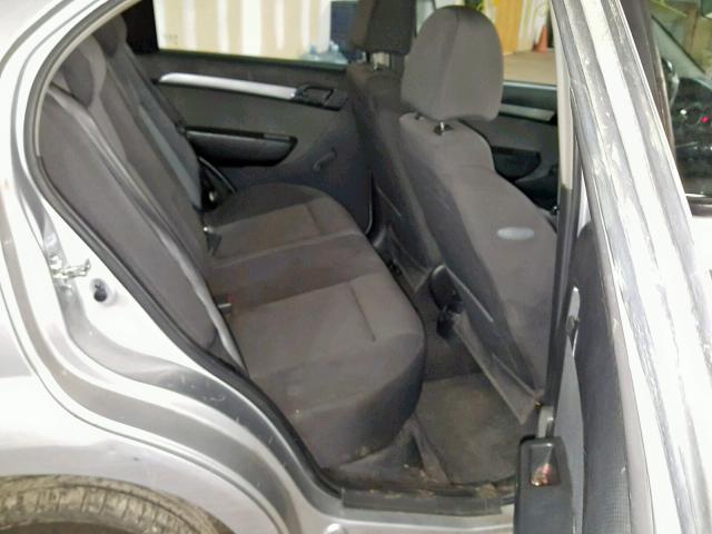 KL1TD56E79B609483 - 2009 CHEVROLET AVEO LS SILVER photo 6