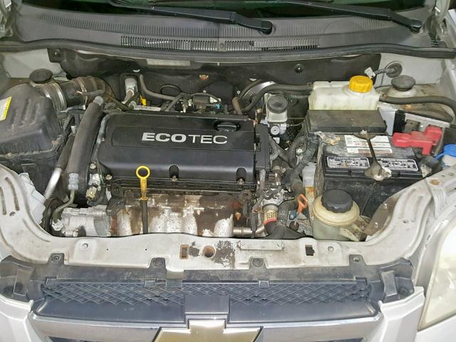 KL1TD56E79B609483 - 2009 CHEVROLET AVEO LS SILVER photo 7