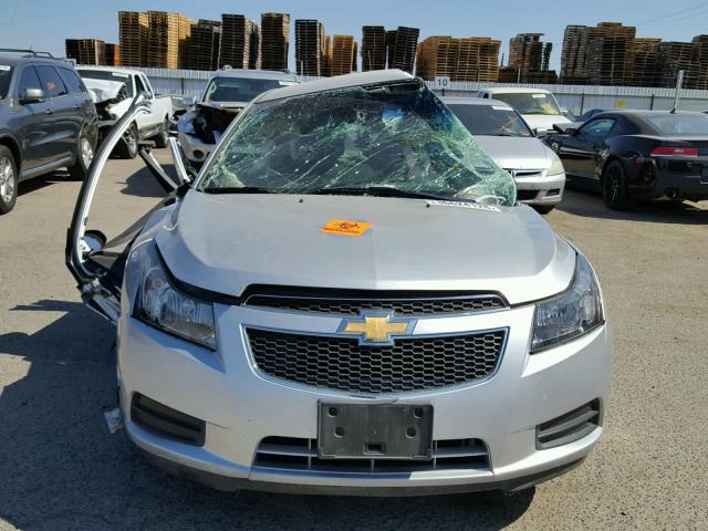 1G1PC5SH1B7300641 - 2011 CHEVROLET CRUZE LS SILVER photo 10