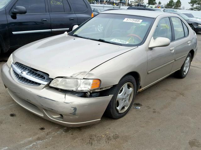 1N4DL01D0YC225741 - 2000 NISSAN ALTIMA XE BROWN photo 2