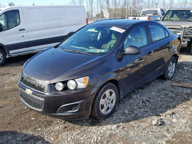 1G1JB5SH4D4228637 - 2013 CHEVROLET SONIC LS 黑色 照片 2