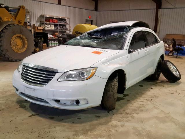 1C3CCBAB8DN763932 - 2013 CHRYSLER 200 LX WHITE photo 2