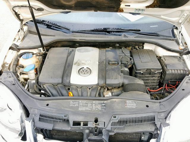 3VWSG71K95M639590 - 2005 VOLKSWAGEN NEW JETTA WHITE photo 7