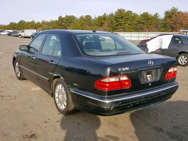 WDBJF65J61B364242 - 2001 MERCEDES-BENZ E 320 BLACK photo 3