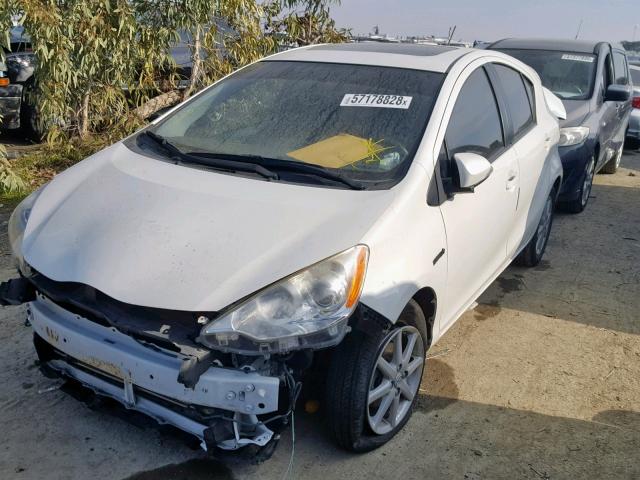 JTDKDTB31C1016342 - 2012 TOYOTA PRIUS C WHITE photo 2