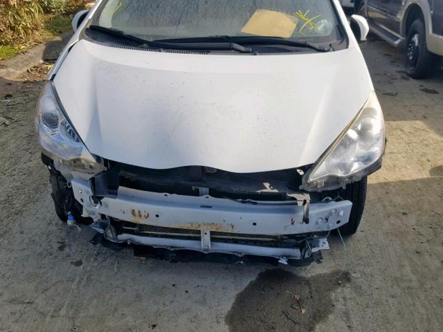 JTDKDTB31C1016342 - 2012 TOYOTA PRIUS C WHITE photo 9