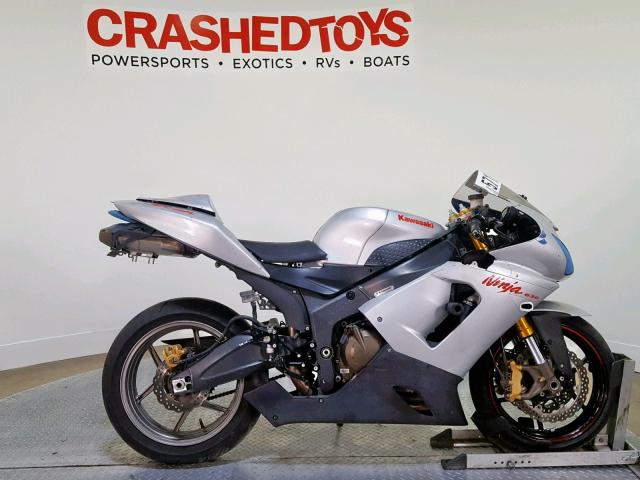 JKBZXJC116A034812 - 2006 KAWASAKI ZX636 C1 SILVER photo 1