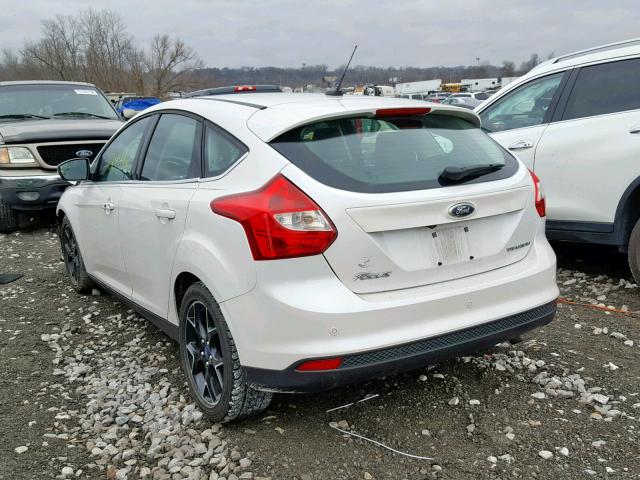 1FAHP3N22CL267434 - 2012 FORD FOCUS TITA WHITE photo 3