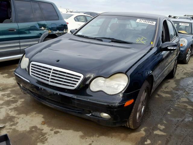 WDBRF61J92F161087 - 2002 MERCEDES-BENZ C 240 BLACK photo 2