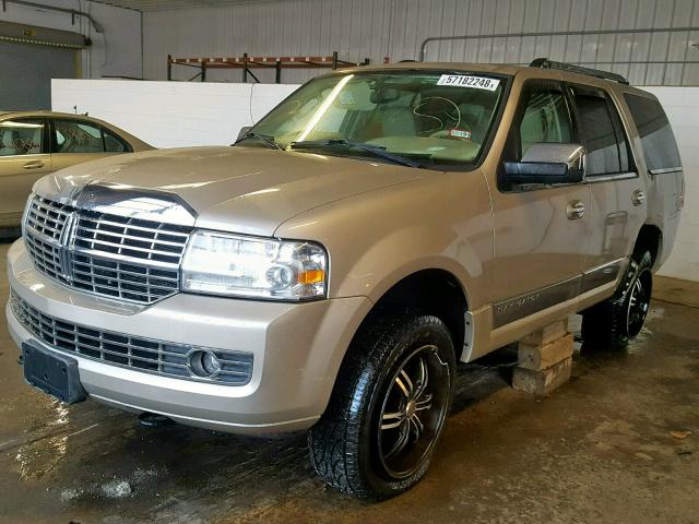 5LMFU28508LJ00614 - 2008 LINCOLN NAVIGATOR TAN photo 2