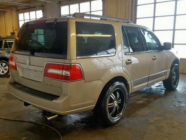 5LMFU28508LJ00614 - 2008 LINCOLN NAVIGATOR TAN photo 4