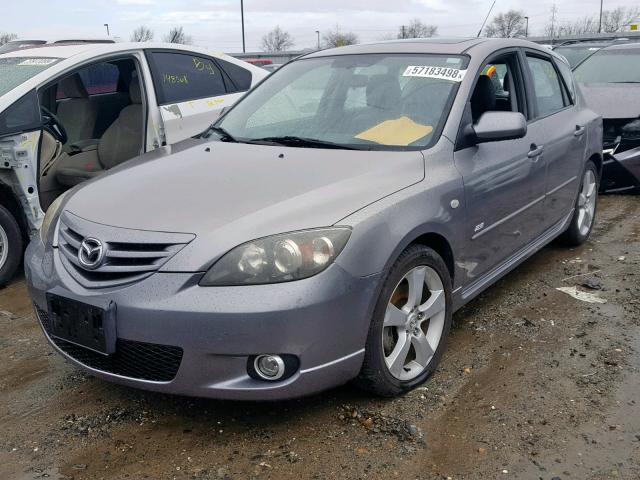 JM1BK344161474186 - 2006 MAZDA 3 HATCHBAC GRAY photo 2