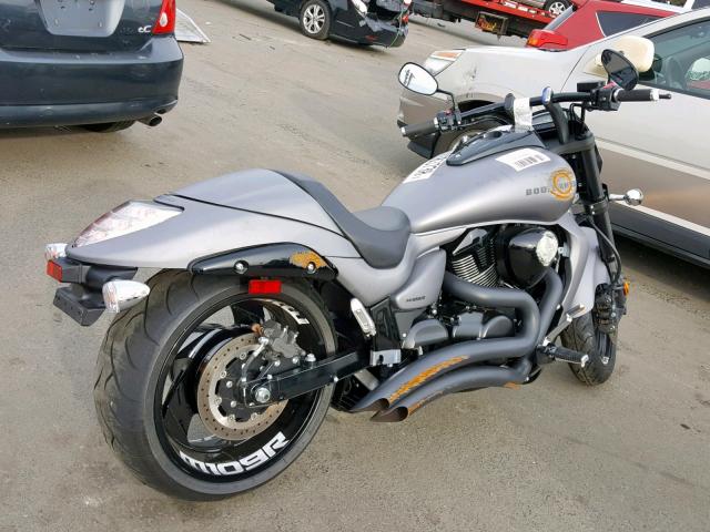 JS1VY53A0H2100707 - 2017 SUZUKI VZR1800 GRAY photo 4